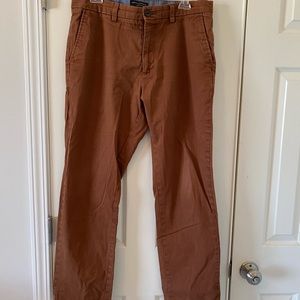 Banana Republic. 34x32 Copper Aiden pants.